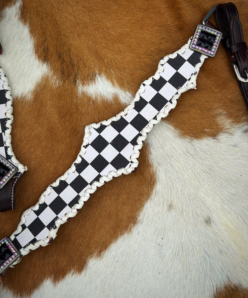 White and Flag Cob Size Tack Set