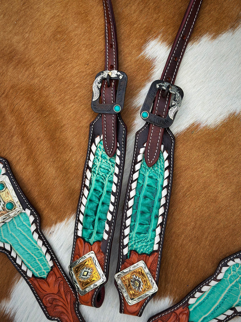 Clover Tack Set
