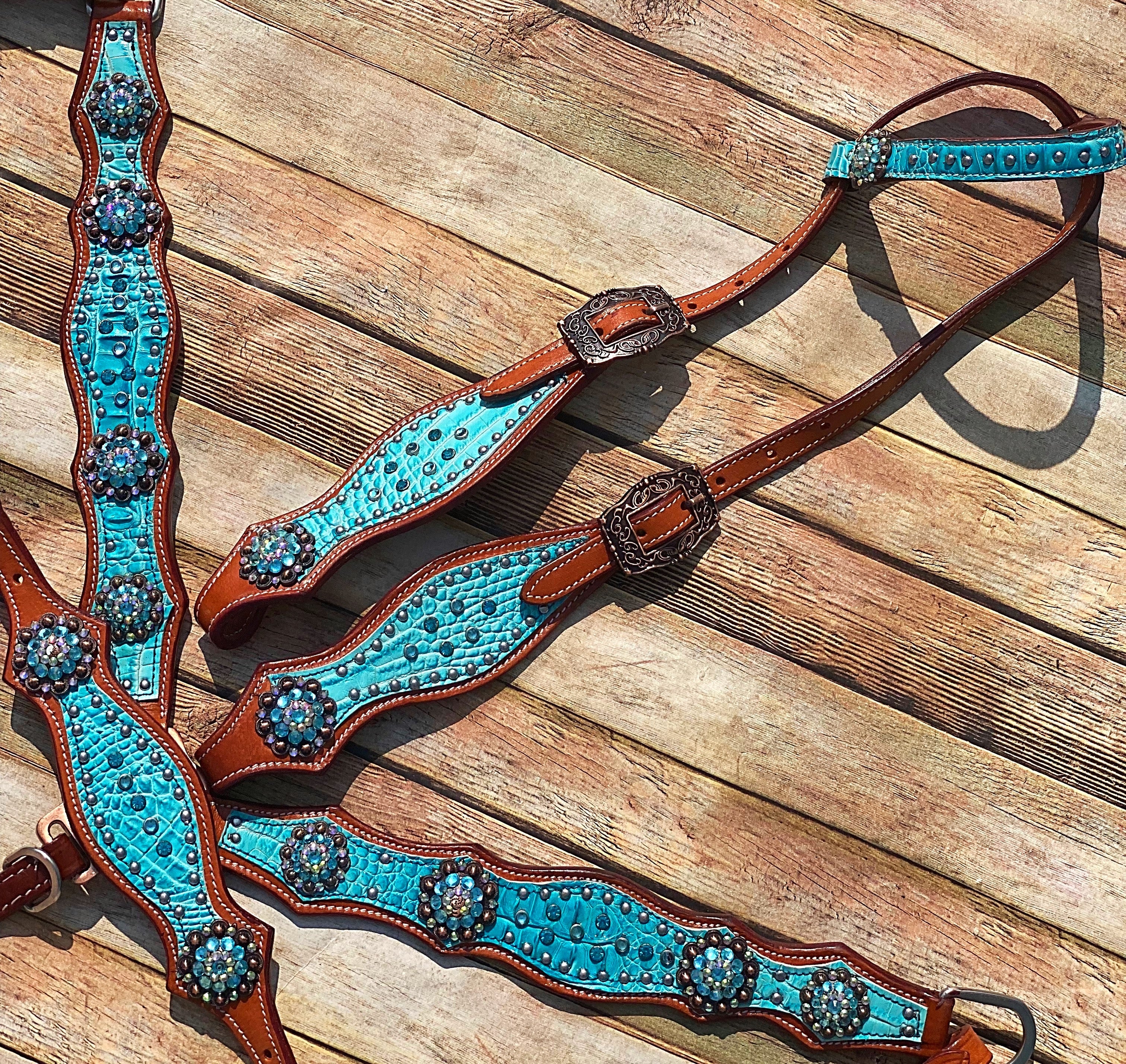 Red Cheetah Cob Size Bronc Halter – Twisted T Tack