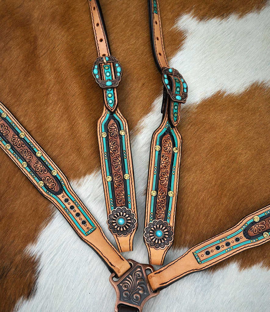 Limited Edition Teresa Tack Set