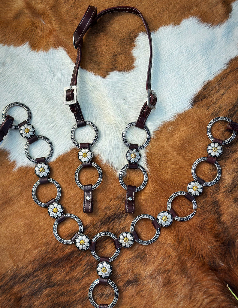Limited Edition Daisy Ring Tack Set