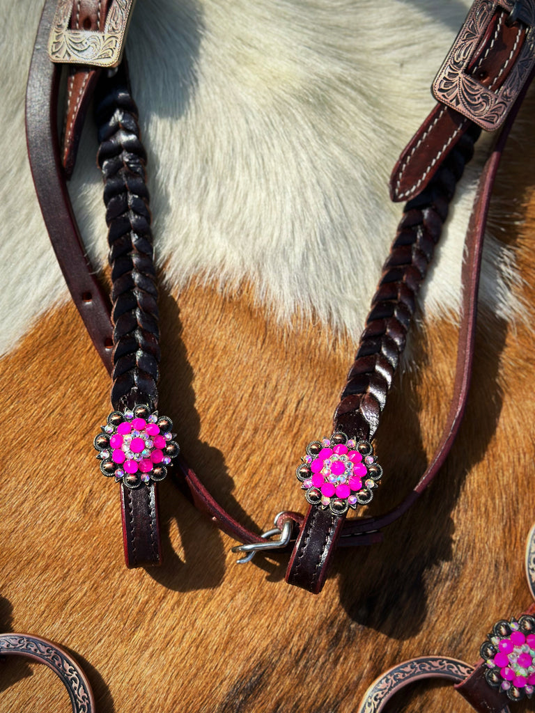 Limited Edition Pink Ring Tack Set