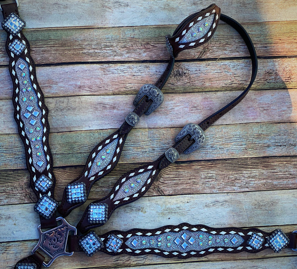 Silver Glimmer Tack Set