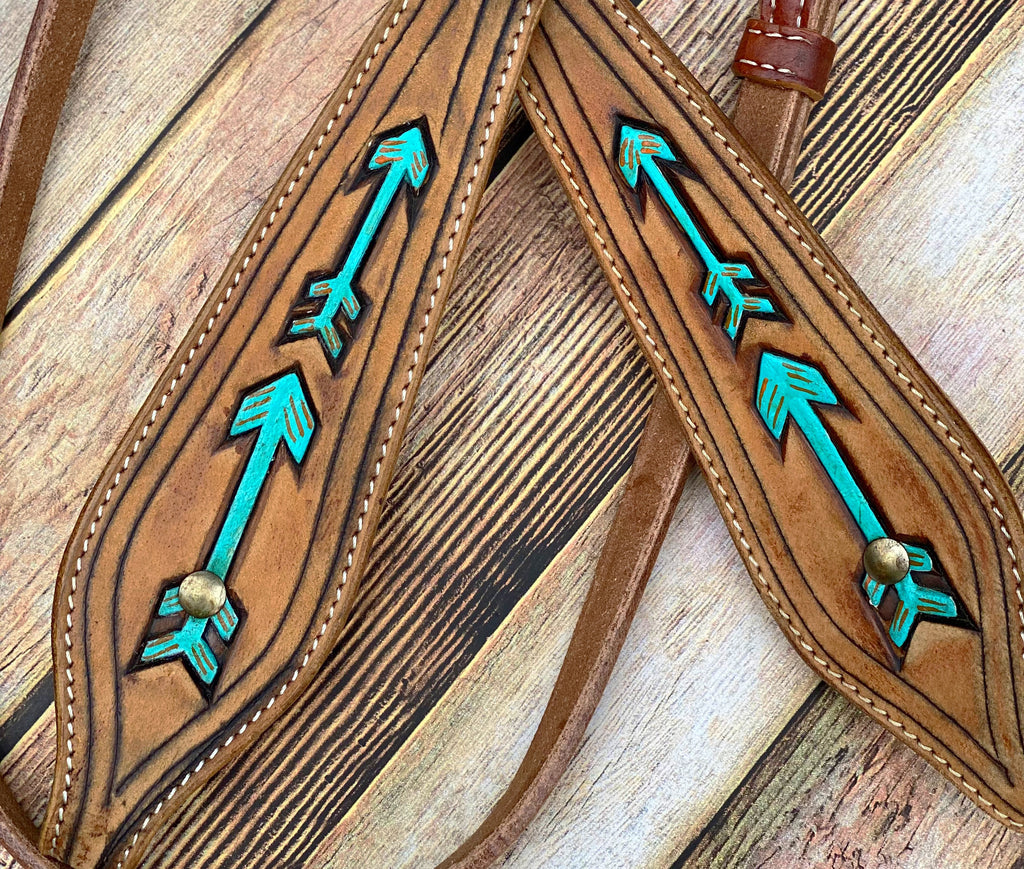 Teal Arrow Tack Set