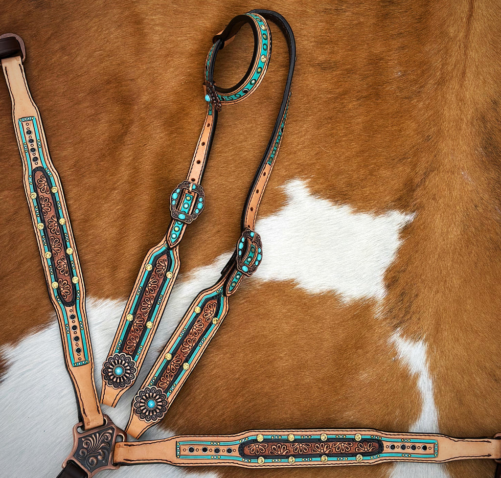 Limited Edition Teresa Tack Set