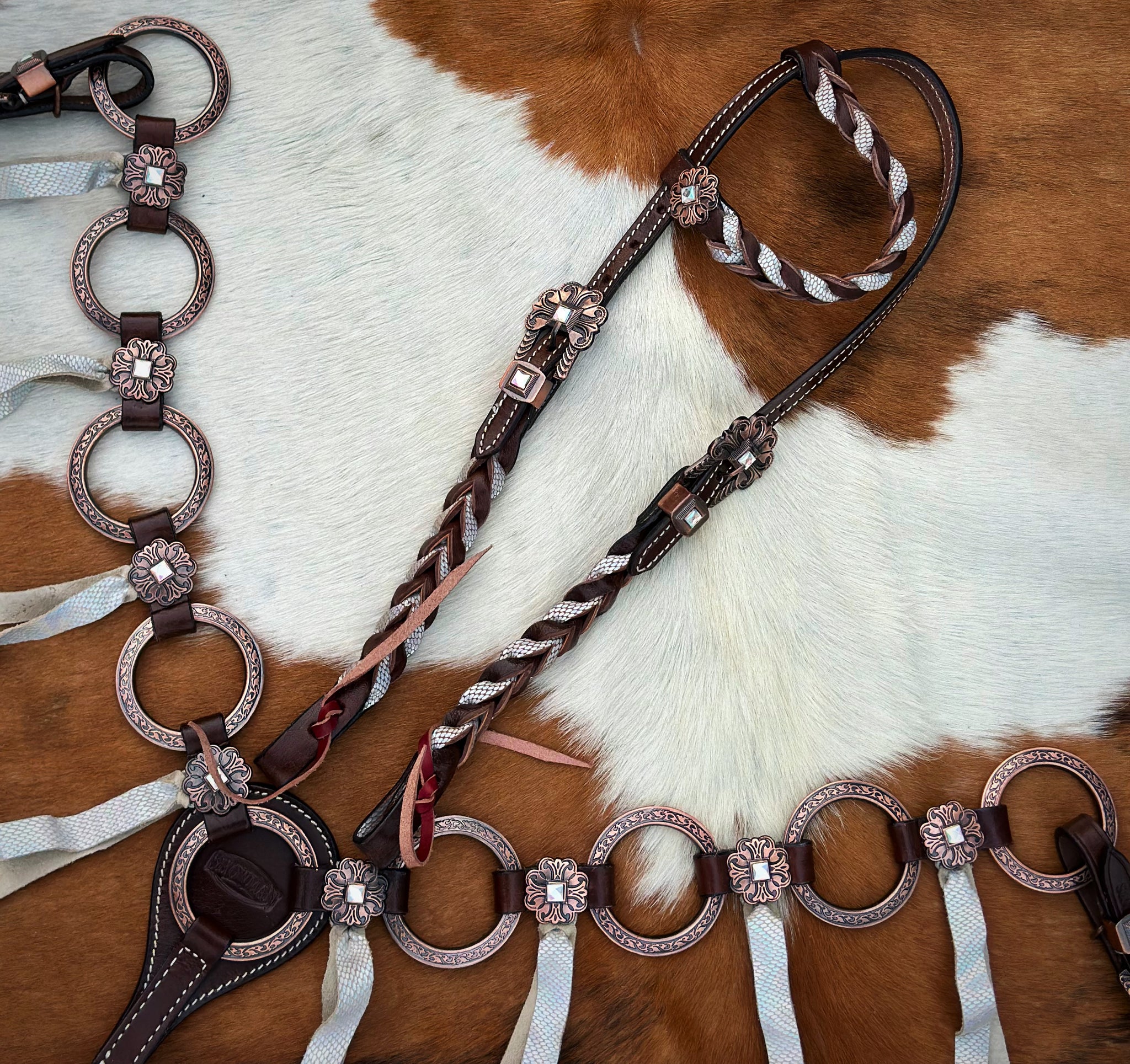 Frosted Halo Tack Set – Twisted T Tack