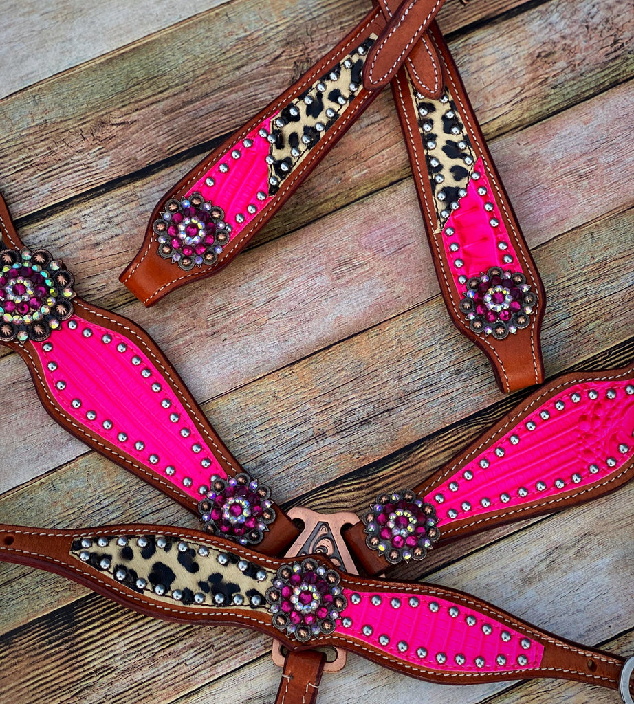 Hot pink Cheetah Cob Size Tack Set