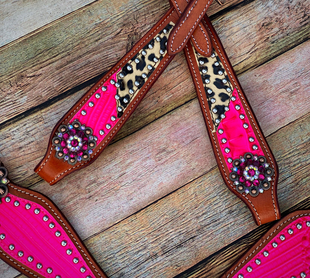 Hot pink Cheetah Cob Size Tack Set