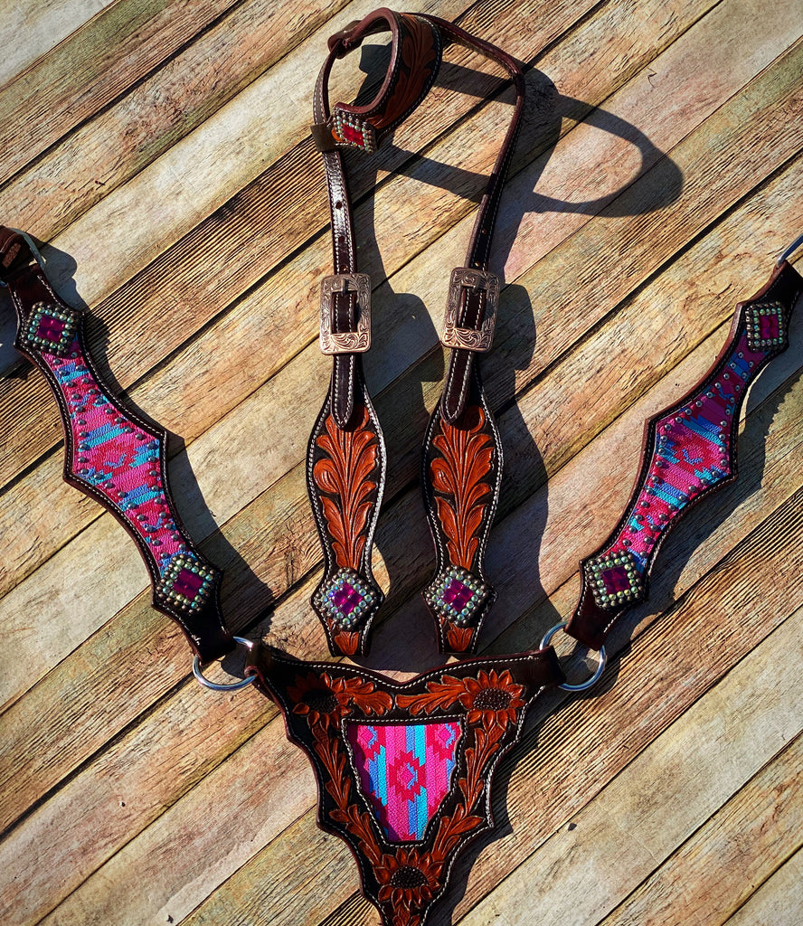 Arizona Aztec Tack Set