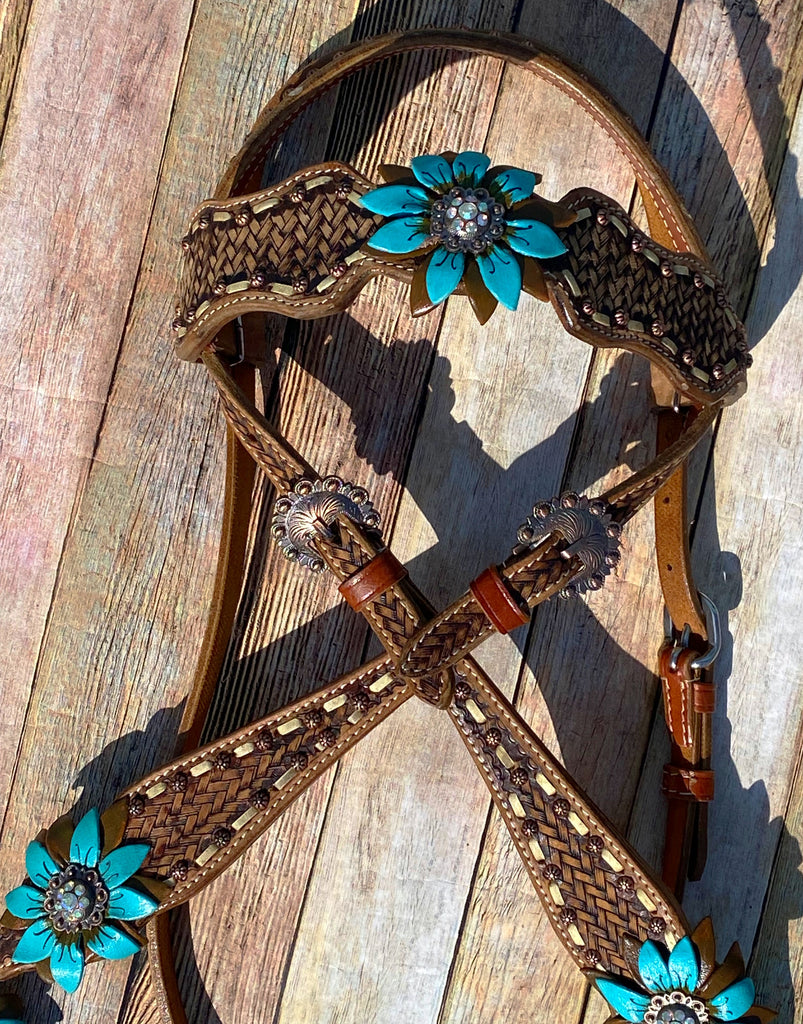 Tooled with Teal Flowers Tack Set