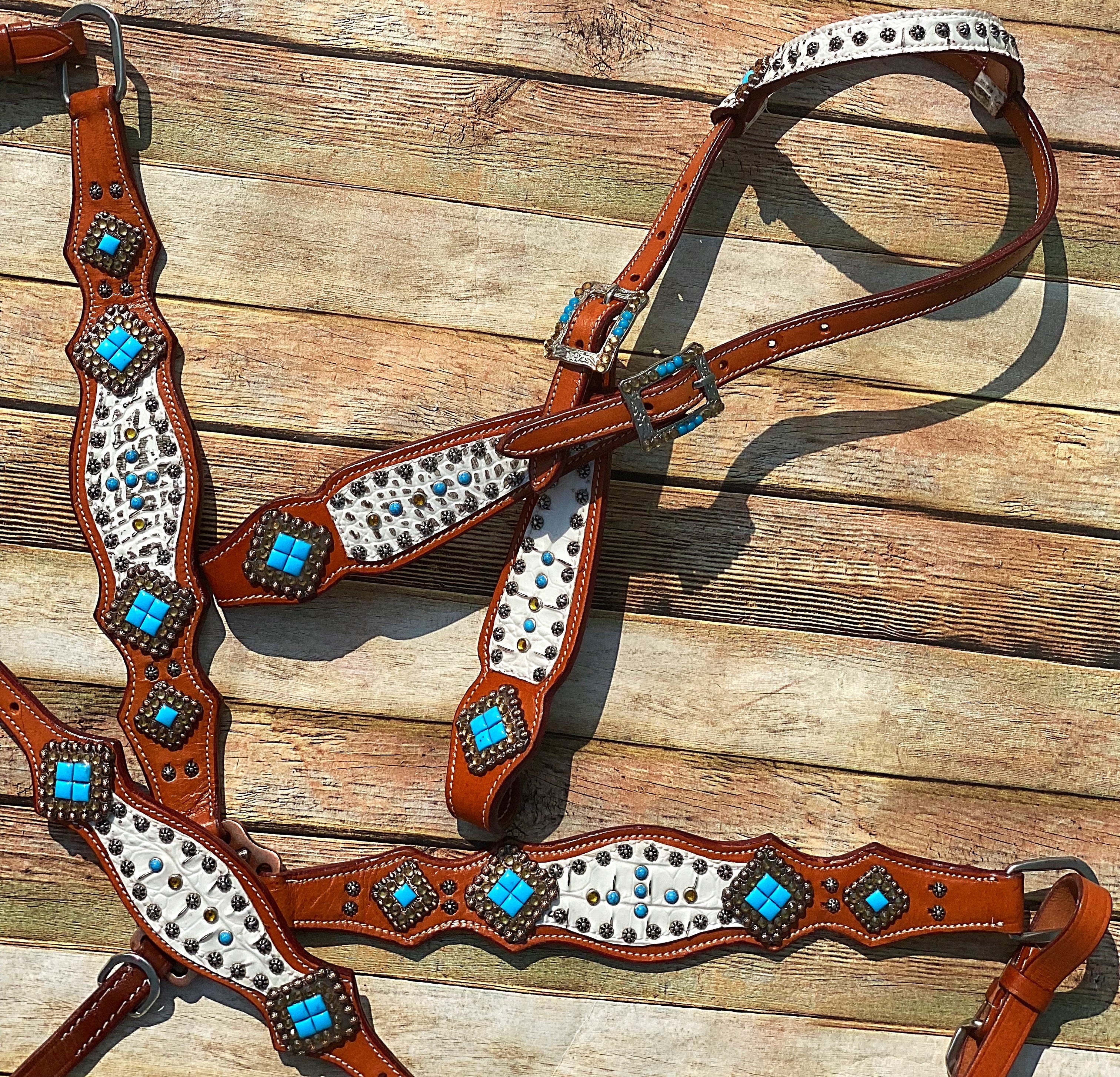 Red Cheetah Cob Size Bronc Halter – Twisted T Tack