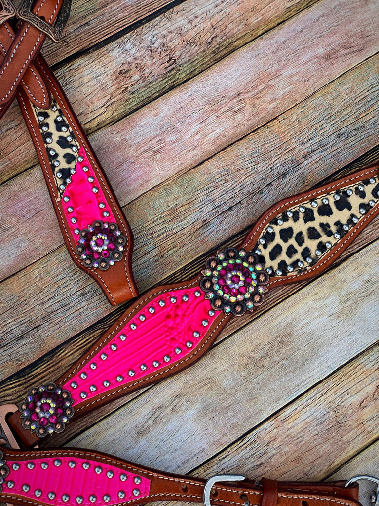 Hot pink Cheetah Cob Size Tack Set