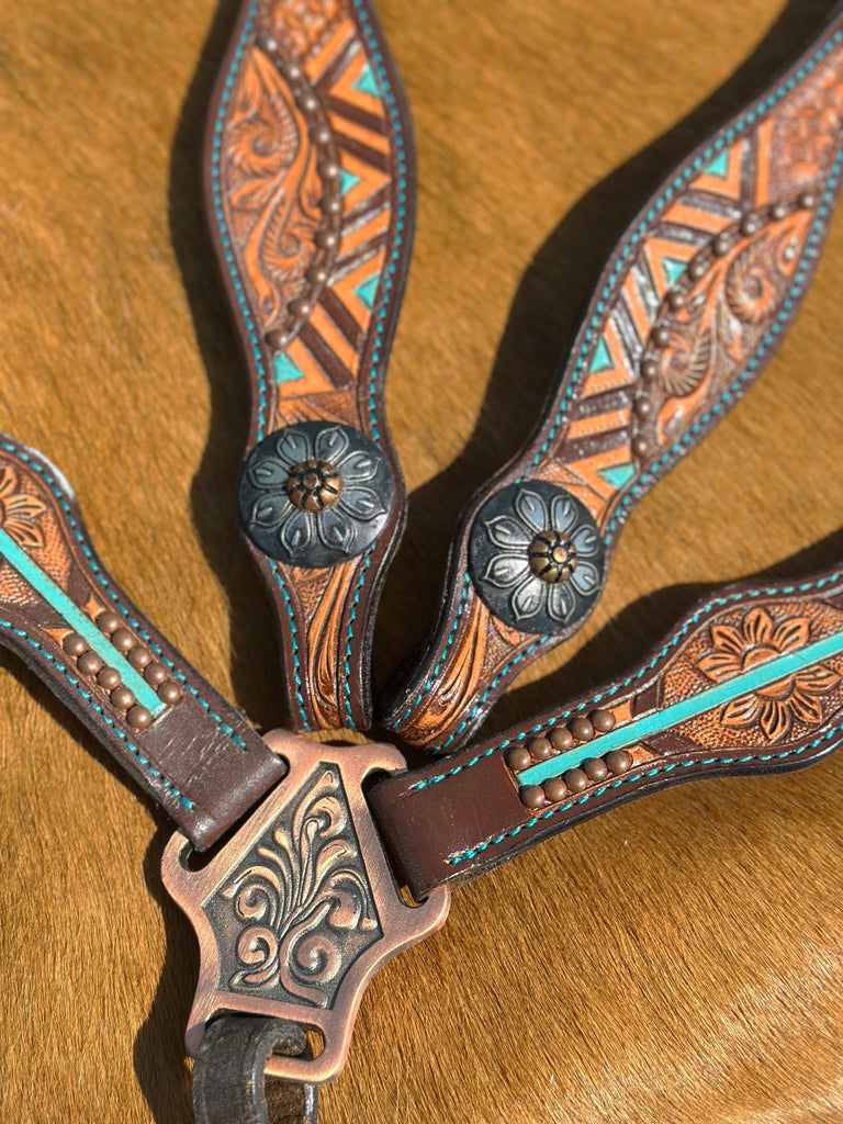 Arrow Ridge Tack Set
