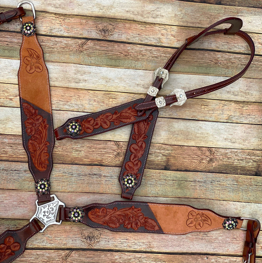 Tooled and Roughout Tack Set