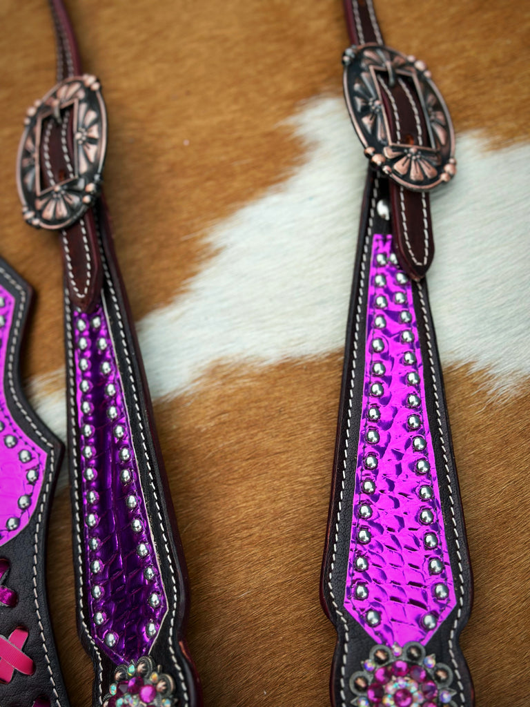 Metallic Magenta Tack Set