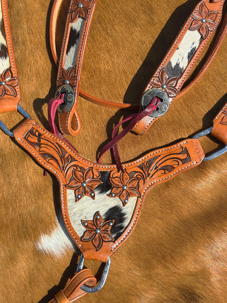 Blossom Hair on Hide Tack Set