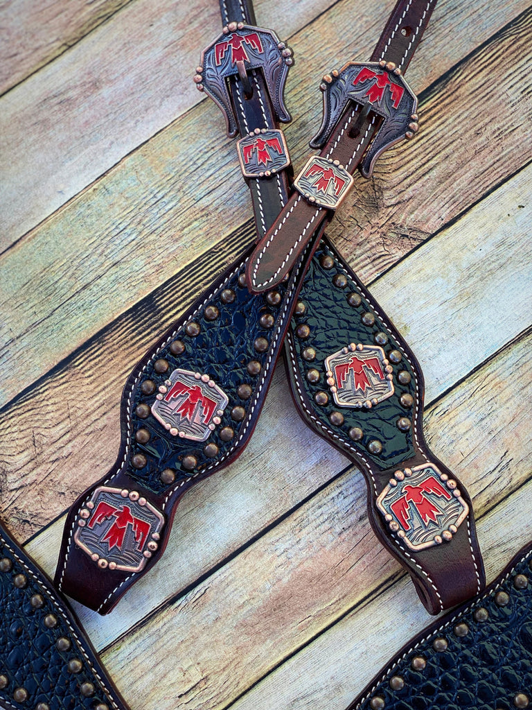 Red Thunderbird Tack Set