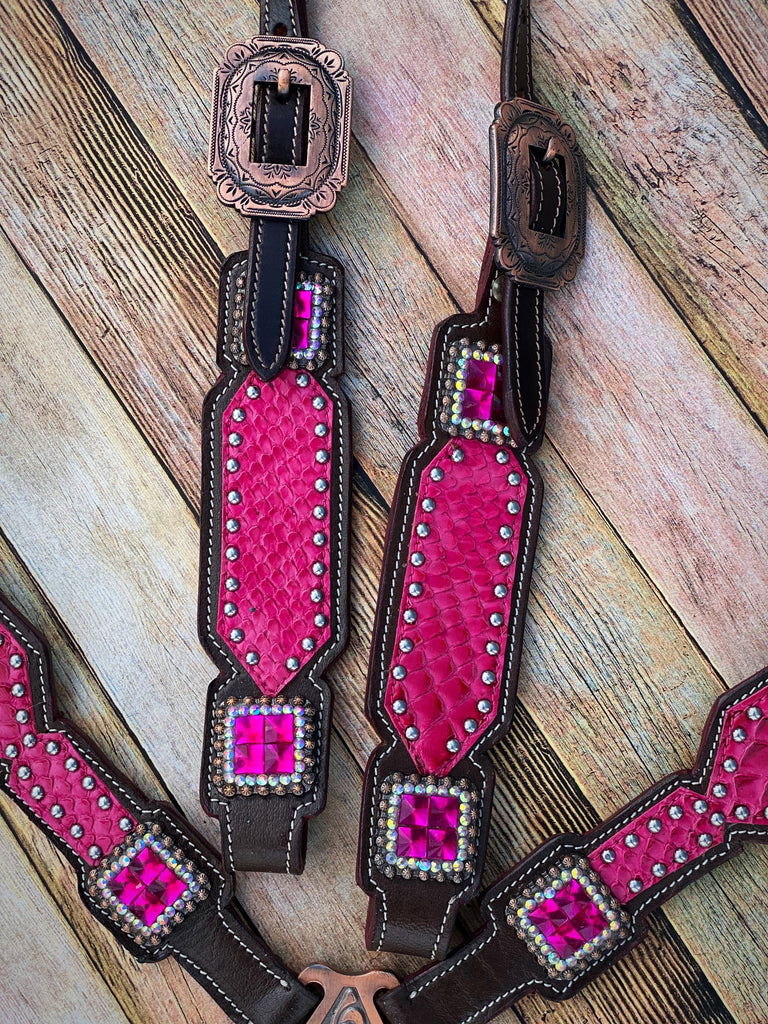 Pink Dragon Cob Size Tack Set