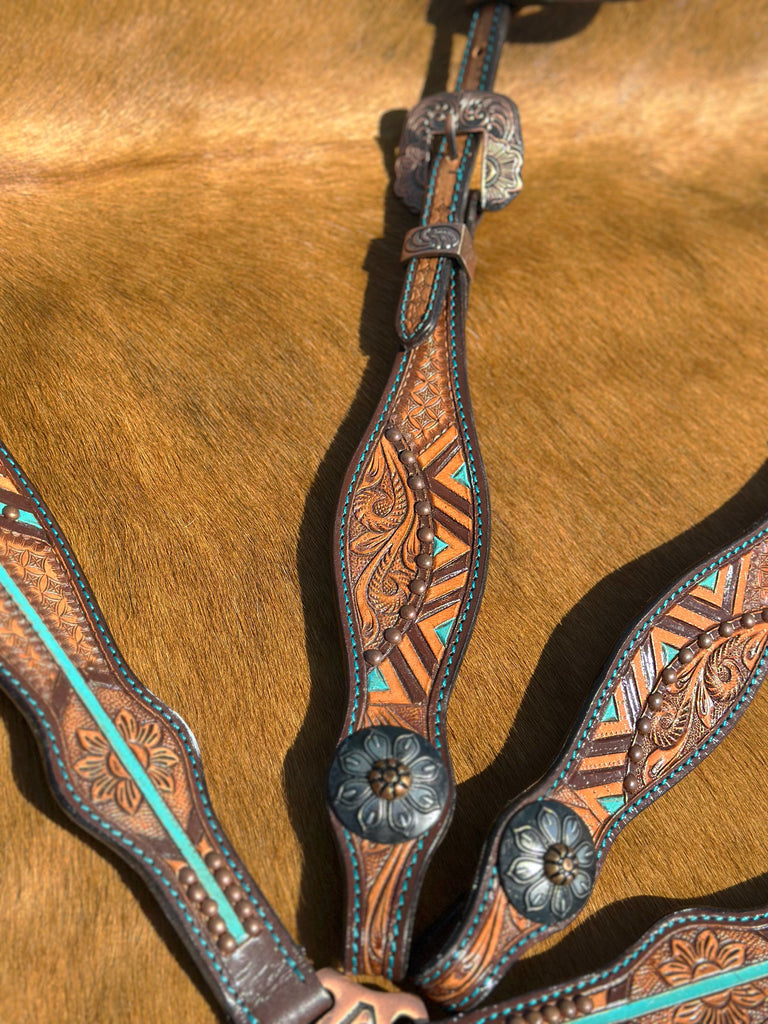 Arrow Ridge Tack Set